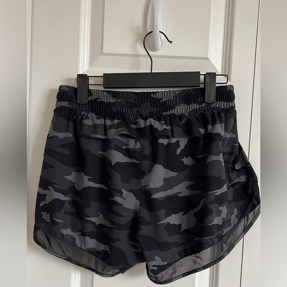 Athleta Printed Mesh Racer Run Short - Picture 2 of 2